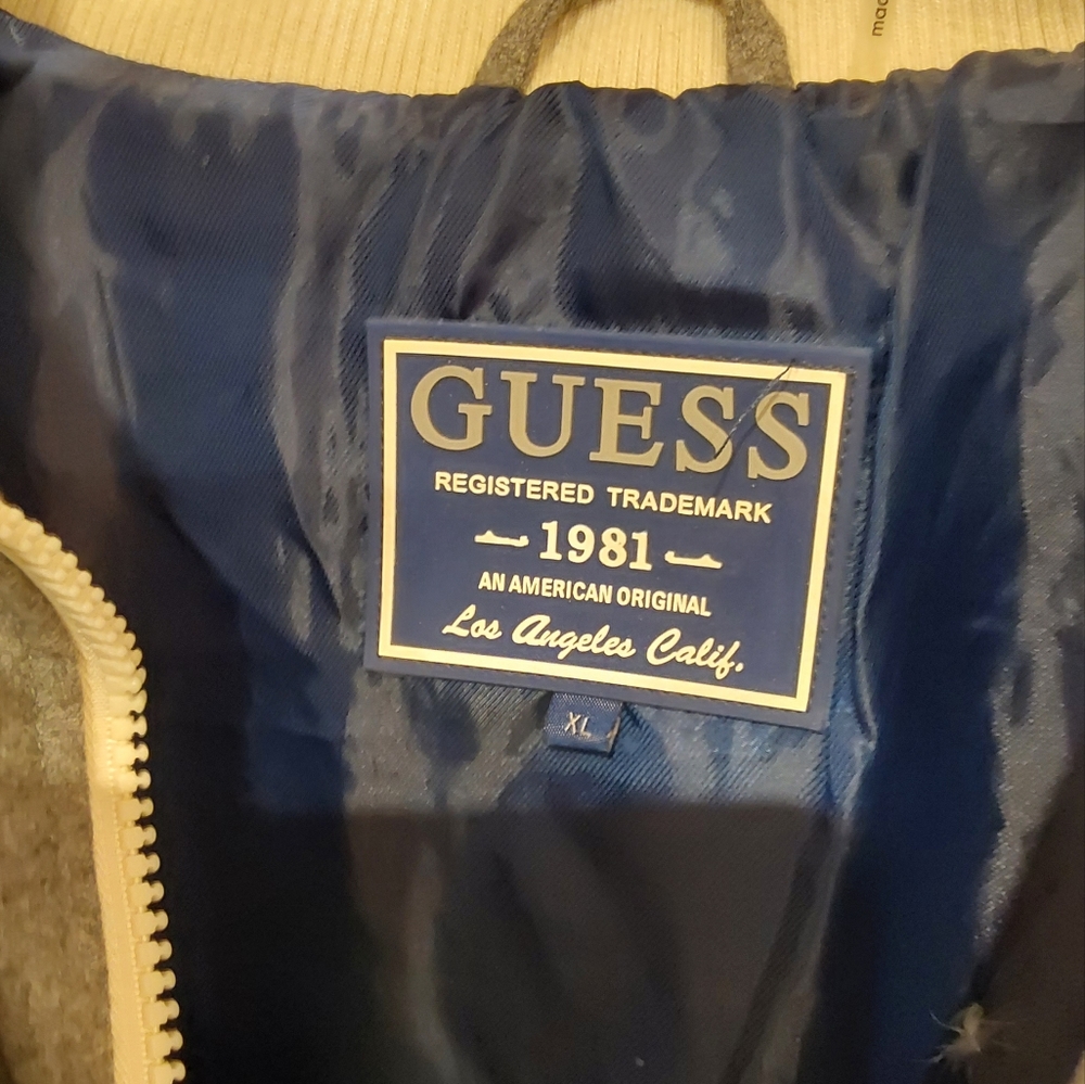 Men's Jacket - Picture 4 of 4